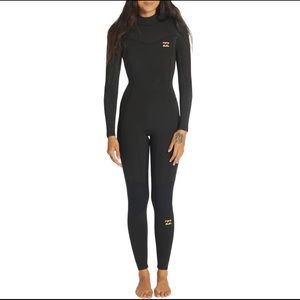 New w/tags Billabong 5/4 Synergy Wetsuit size 10